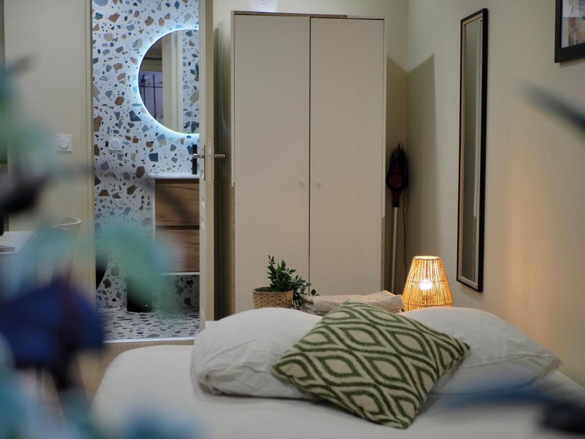 Appartement Palmiers, Coeur De Ville Sur Le Parcours Des Arts Hyères Exteriör bild